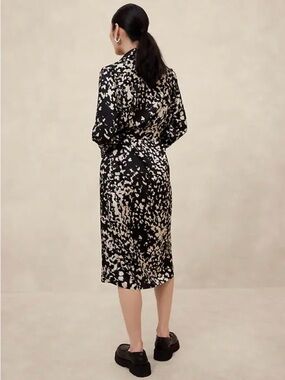 Banana Republic Black & White Matte Silk Twist-Front Shirt Dress